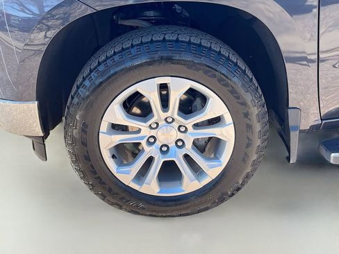 Used 2023 Chevrolet Silverado 1500 LTZ image 31