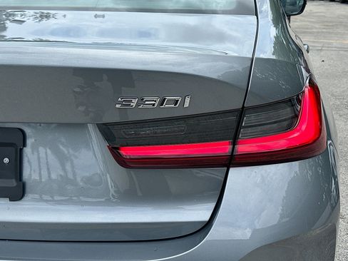 Certified 2025 BMW 330i Sedan RWD image 32