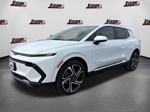 Used 2025 Chevrolet Equinox EV LT w/ Convenience Package II image 1