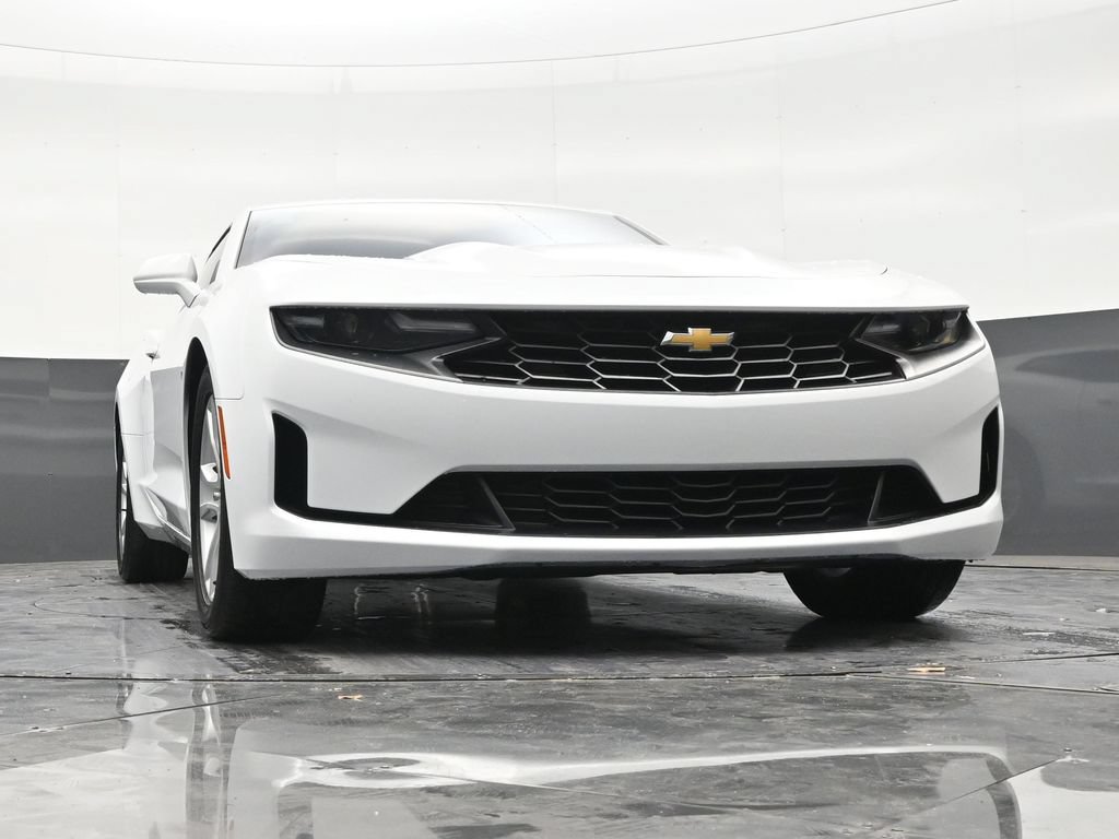 Used 2022 Chevrolet Camaro LS RWD image 26