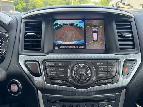 Used 2017 Nissan Pathfinder SL w/ SL Premium Package FWD image 22