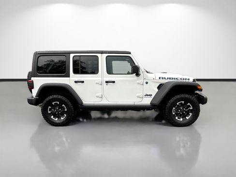 Used 2025 Jeep Wrangler Unlimited Rubicon 4xe w/ Safety Group AWD/4WD image 2
