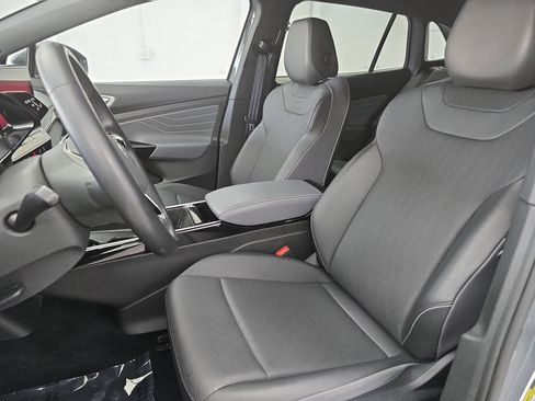 Used 2023 Volkswagen ID.4 Pro S image 15