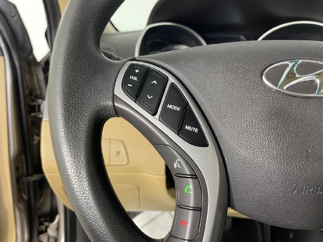 Used 2011 Hyundai Elantra GLS w/ Preferred Equipment Pkg 3 FWD image 11