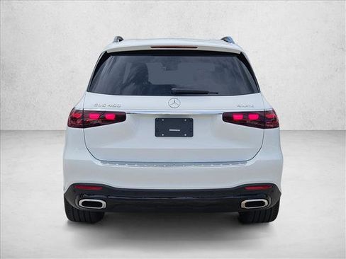 New 2026 Mercedes-Benz GLS 450 4MATIC image 8