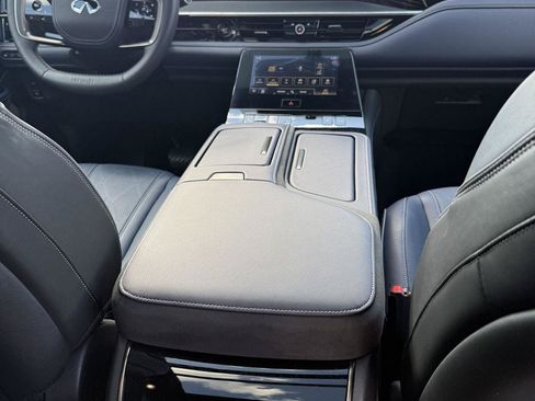 Used 2026 INFINITI QX80 4WD w/ Sport Exterior Package image 39