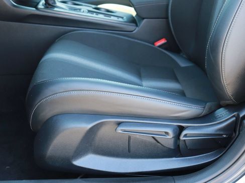 Used 2024 Honda Civic Sport image 10