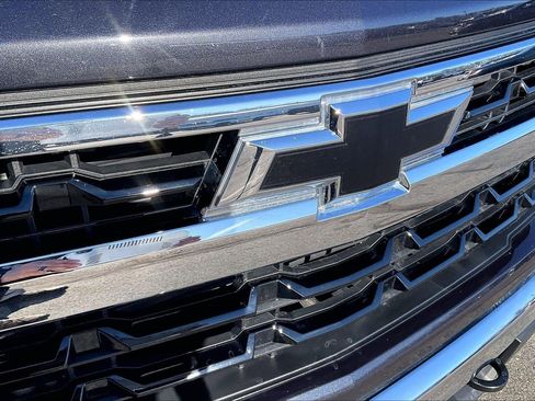 Used 2023 Chevrolet Silverado 1500 LT image 25