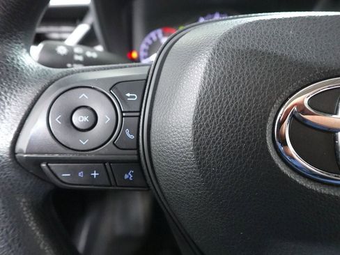 Used 2021 Toyota Corolla L image 10