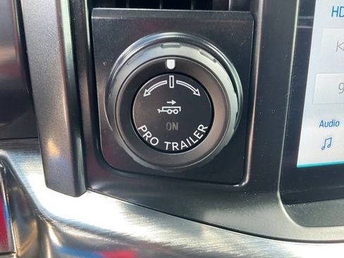 Used 2023 Ford F150 Lariat AWD/4WD image 13