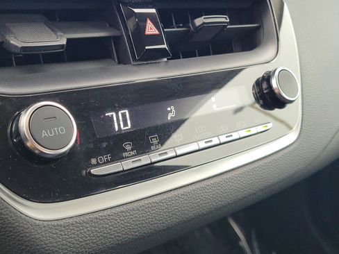 Used 2024 Toyota Corolla LE image 22