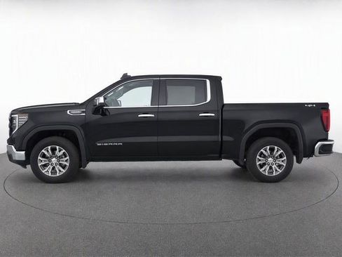 Used 2024 GMC Sierra 1500 SLT AWD/4WD image 6