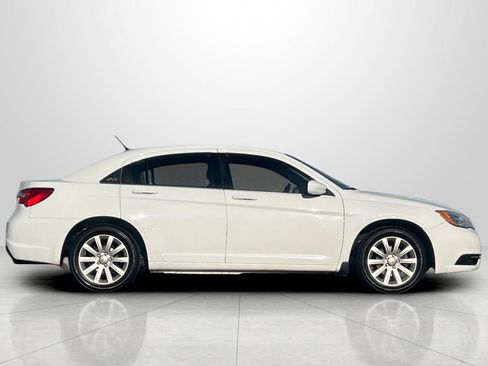 Used 2013 Chrysler 200 Touring w/ Cold Weather Group image 3