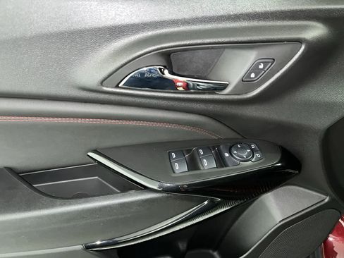 Used 2025 Chevrolet Trax RS w/ Driver Confidence Package FWD image 13