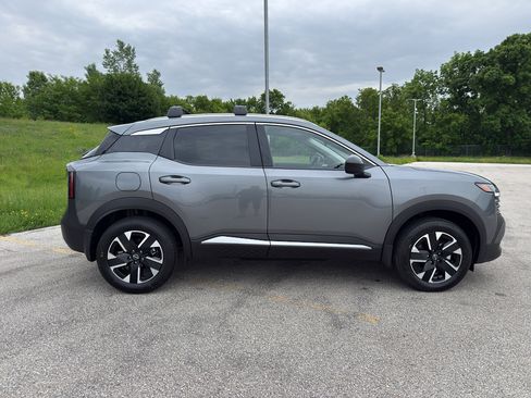 New 2026 Nissan Kicks SV AWD/4WD image 4