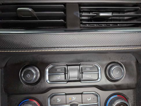 Used 2023 Chevrolet Tahoe Premier image 34