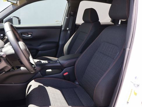 Used 2026 Honda HR-V Sport image 9