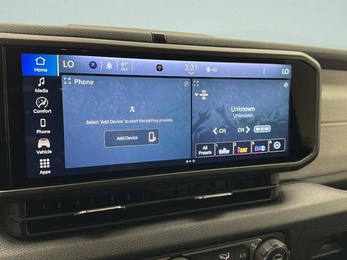 Used 2024 Jeep Gladiator Sport AWD/4WD image 22