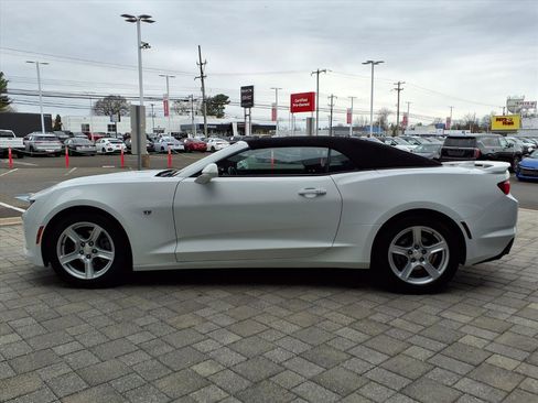 Used 2023 Chevrolet Camaro LT image 7