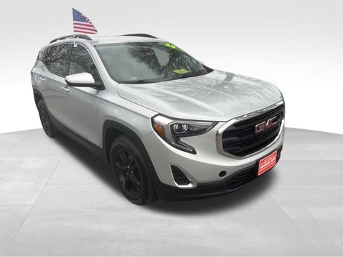 Used 2020 GMC Terrain SLE w/ Driver Convenience Package image 30