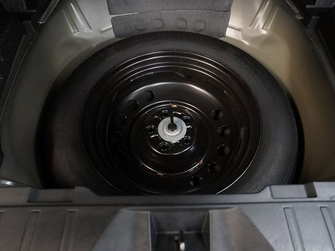 Used 2021 Subaru Outback Limited image 12