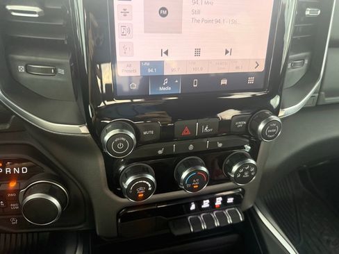 Used 2025 RAM 1500 Big Horn image 24