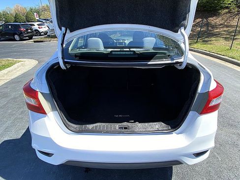 Used 2017 Nissan Sentra SV image 21