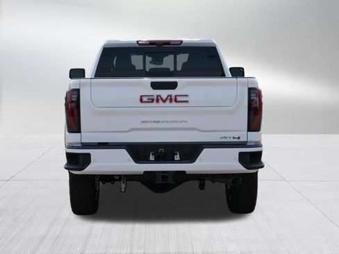 New 2026 GMC Sierra 2500 AT4 w/ AT4 Premium Plus Package AWD/4WD image 4