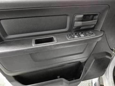 Used 2019 RAM 1500 Express image 12