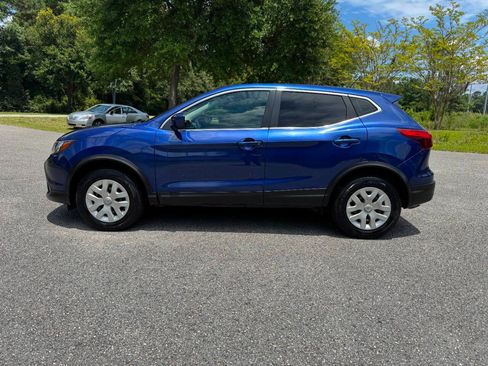 Used 2019 Nissan Rogue Sport S FWD image 3