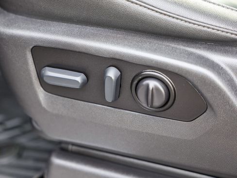 Used 2022 Chevrolet Silverado 1500 LT Trail Boss w/ LT Trail Boss Premium Package image 11