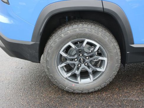 New 2026 Chevrolet Equinox ACTIV image 48