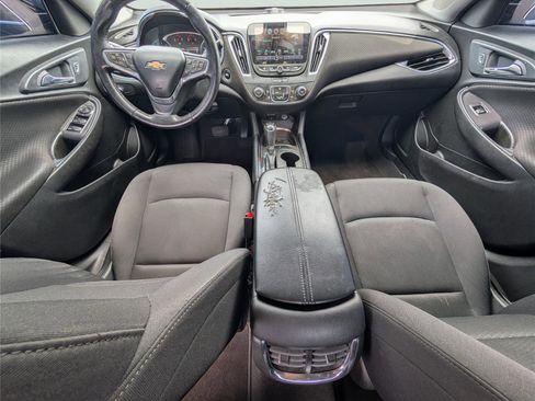 Used 2016 Chevrolet Malibu LT image 23