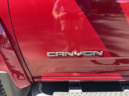 Used 2005 GMC Canyon SLE w/ Safe And Sound Package AWD/4WD image 2