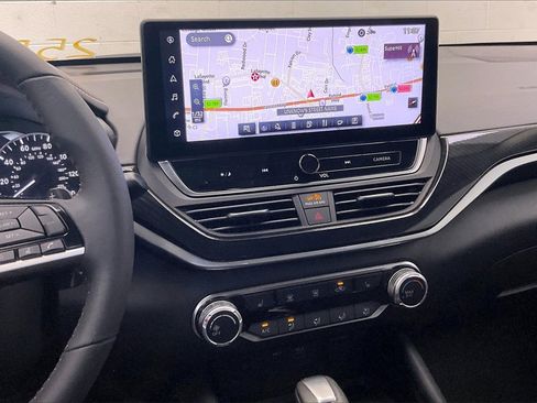 Certified 2024 Nissan Altima 2.5 SR w/ SR Premium Package image 5