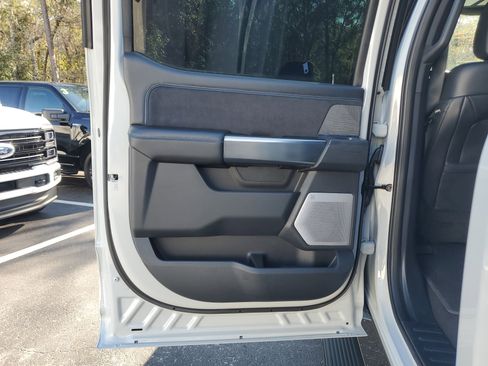 Used 2025 Ford F250 Platinum image 24