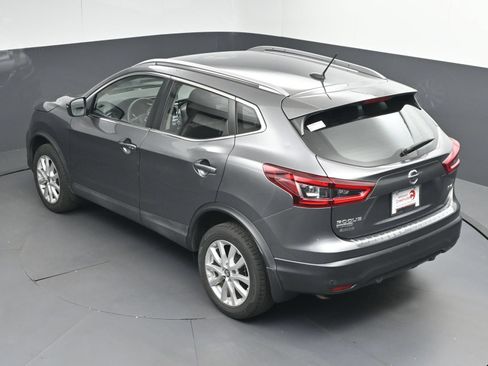 Used 2020 Nissan Rogue Sport SV FWD image 34