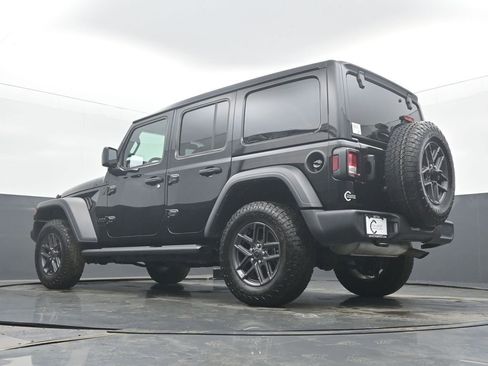 Used 2024 Jeep Wrangler Sport S image 48