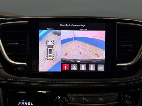 New 2026 Chrysler Pacifica Limited w/ S Appearance Package image 11