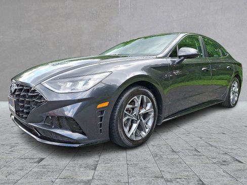 Used 2022 Hyundai Sonata SEL w/ Winter Weather Package image 3