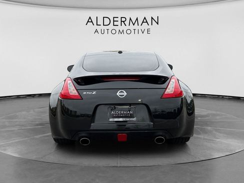 Used 2014 Nissan 370Z Touring w/ Sport Package image 4