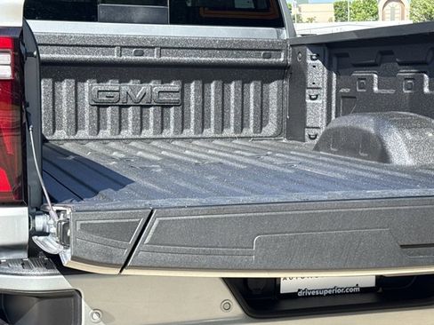 New 2026 GMC Sierra 2500 Denali w/ Denali Reserve Package AWD/4WD image 9