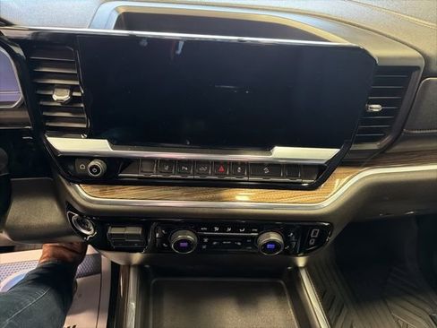 Used 2025 Chevrolet Silverado 3500 LT w/ All Star Edition image 22