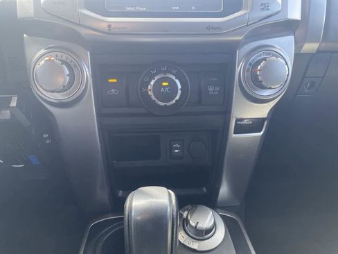 Used 2014 Toyota 4Runner SR5 Premium AWD/4WD image 18