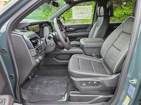 New 2026 GMC Yukon XL AT4 Ultimate AWD/4WD image 21