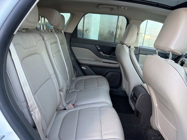 Used 2022 Lincoln Corsair Reserve FWD image 22