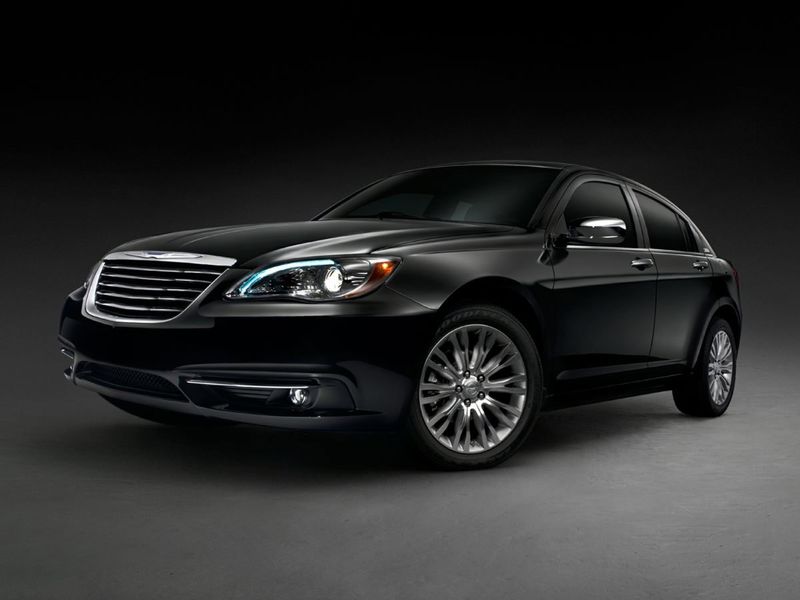 Used 2013 Chrysler 200 Touring w/ S Exterior Appearance Pkg image 1
