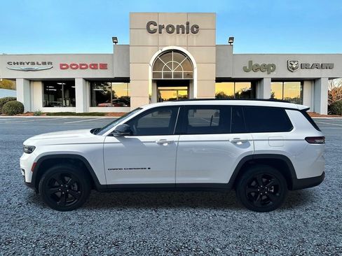 Used 2023 Jeep Grand Cherokee L Laredo AWD/4WD image 6