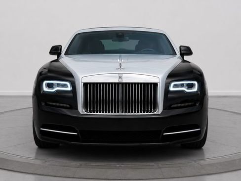 Used 2015 Rolls-Royce Wraith RWD image 2