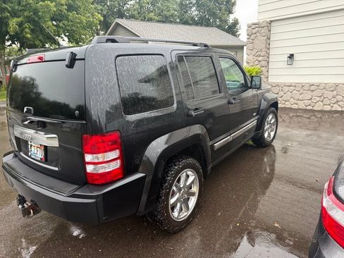 Used 2012 Jeep Liberty Sport AWD/4WD image 7